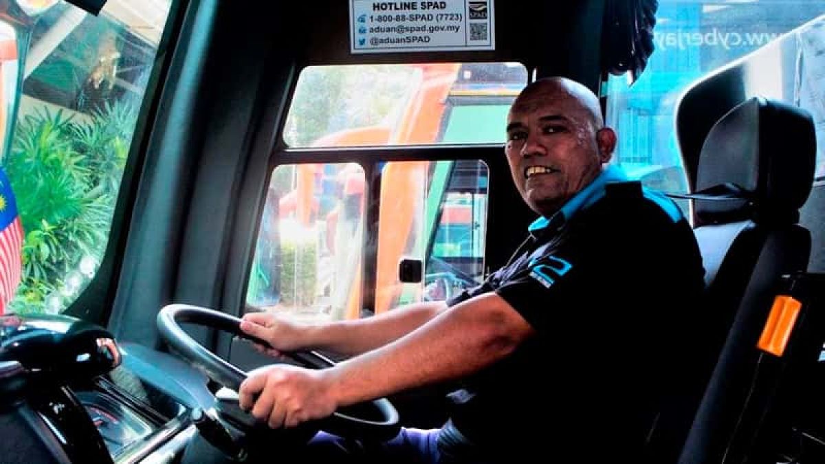 images/newsimages_bus_cn/得到公司照顾的司机便是一名快乐的司机%20.jpg#joomlaImage://local-images/newsimages_bus_cn/得到公司照顾的司机便是一名快乐的司机 .jpg?width=800&height=450