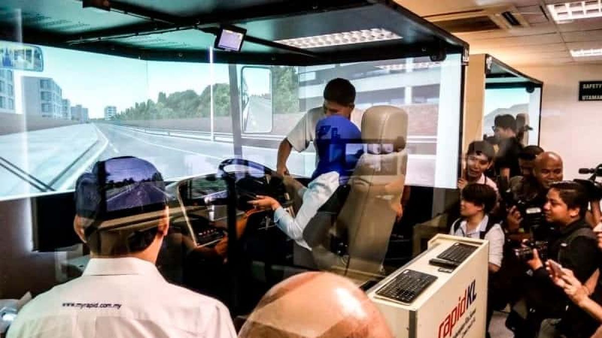 images/newsimages_bus_cn/首相署部长南希苏克丽参访Rapid%20KL总部%20.jpg#joomlaImage://local-images/newsimages_bus_cn/首相署部长南希苏克丽参访Rapid KL总部 .jpg?width=800&height=450