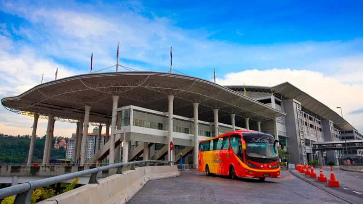 images/newsimages_bus_en/2017/Bus%20Manufacturers%20Commit%20To%20Bring%20Cleaner.jpg#joomlaImage://local-images/newsimages_bus_en/2017/Bus Manufacturers Commit To Bring Cleaner.jpg?width=800&height=450