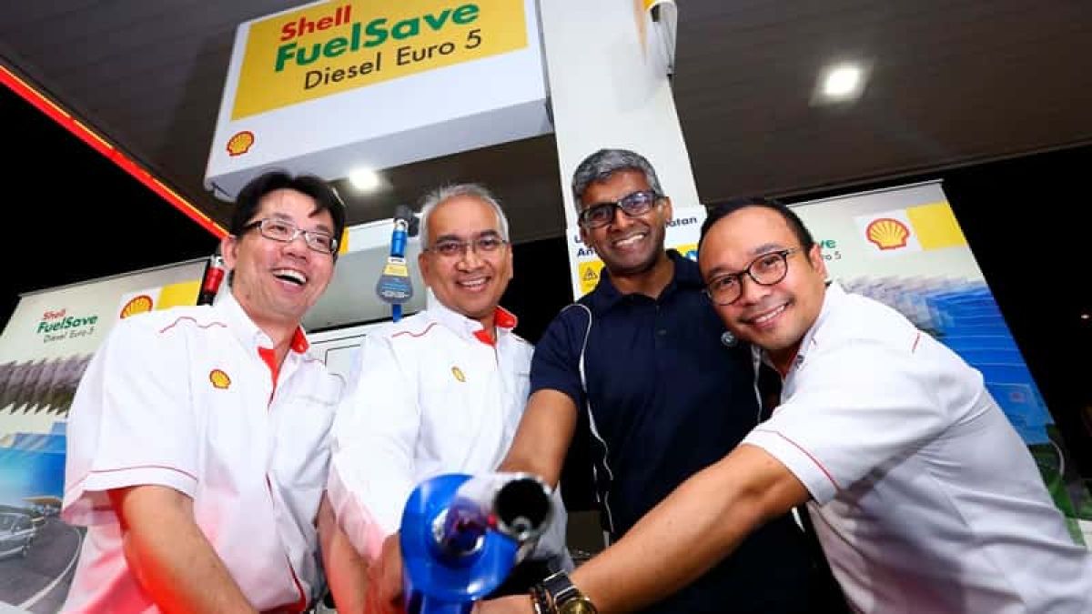 images/newsimages_bus_en/2016/Shell%20FuelSave%20Diesel%20Euro%205%20To%20Be%20Available%20At%20Over%20100%20Stations%20In%20Malaysia.jpg#joomlaImage://local-images/newsimages_bus_en/2016/Shell FuelSave Diesel Euro 5 To Be Available At Over 100 Stations In Malaysia.jpg?width=800&height=450